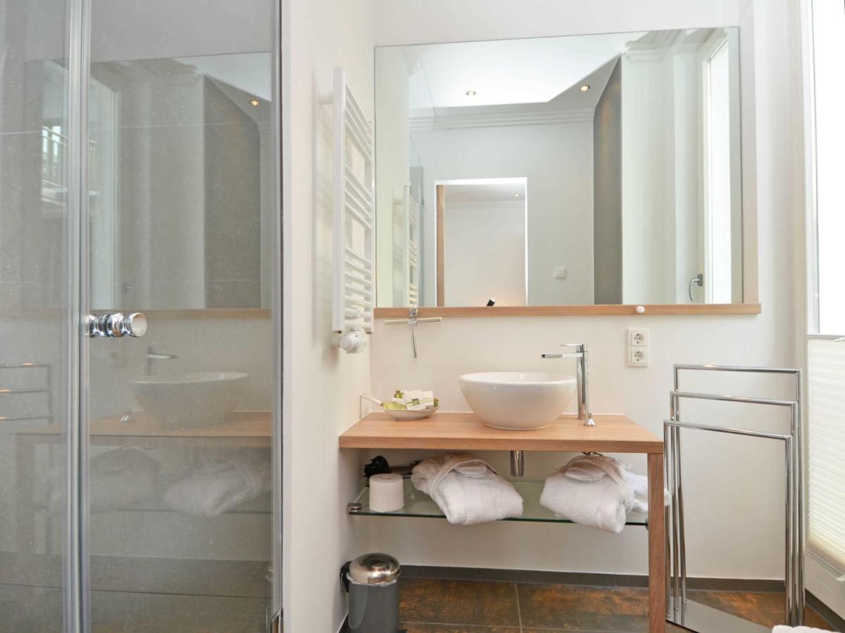 Villa "Johanna" Sellin - Wg13 Mit Kamin Und Zwei Balkonen Exteriér fotografie